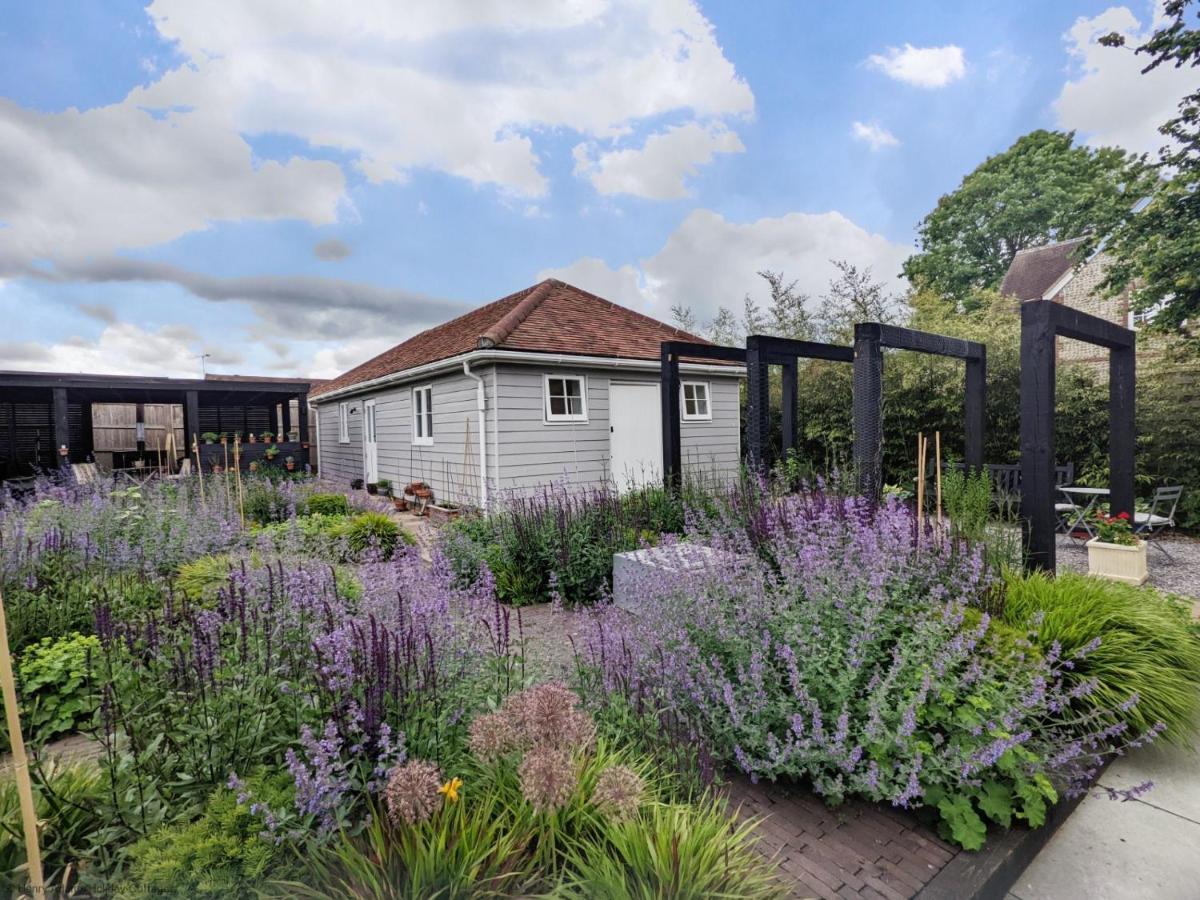 Little Maplewood, Tangmere المظهر الخارجي الصورة